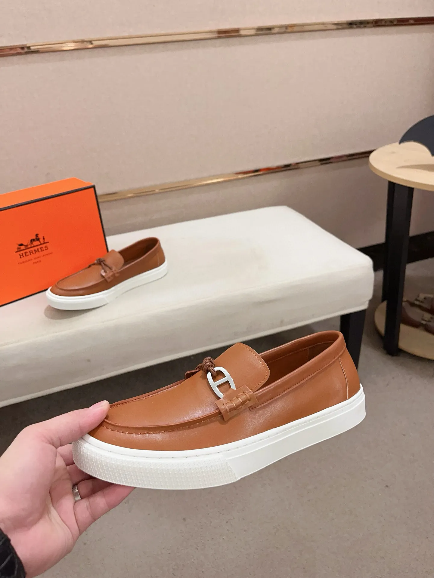 Men's clothing and shoes💰: 400💰《HERMES》【Classic Original Version】Hermès; Top 🔝 Purchasing Agency 🔍🔍Latest 🇺🇸Sold simultaneously at counters, original imported from Italy ▲▲Cow leather▲ ▲Exquisite workmanship (Italian 🇮🇹imported water-dyed 🐂cowhide lining) sole: original sole provided by the original factory, ⚠️exclusive double-layer activity·TPR·rubber·combined molded outsole; Code number: 36-46